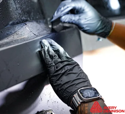 Avery Dennison Matte Neo Noir Hybrid Black swatch